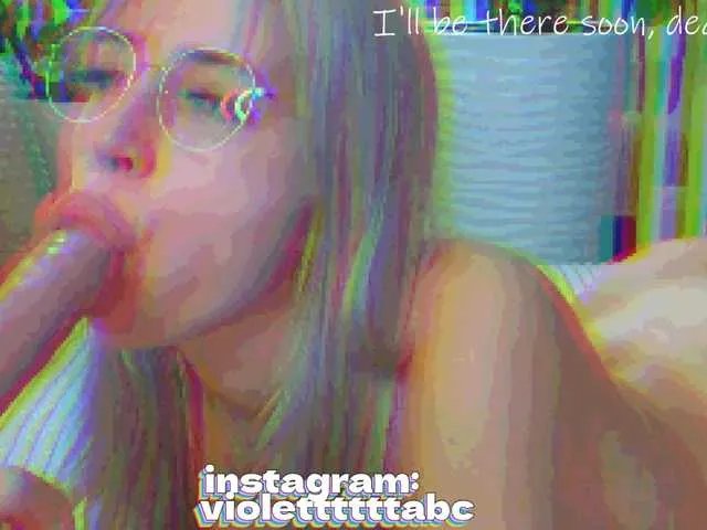 Offline MiaLiaHot on BongaCams