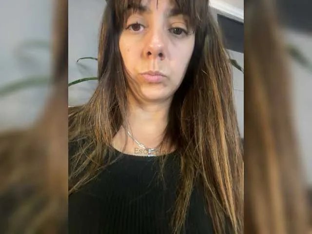 Offline Mickystrumia on BongaCams