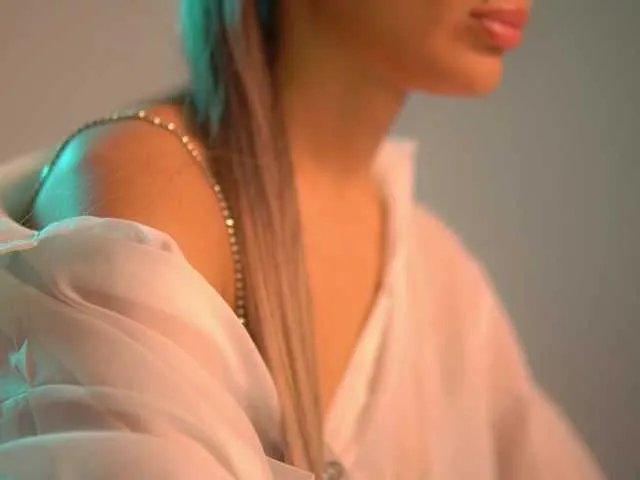 Offline MilaMayy on BongaCams