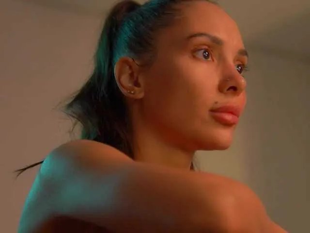 Offline MilaMayy on BongaCams