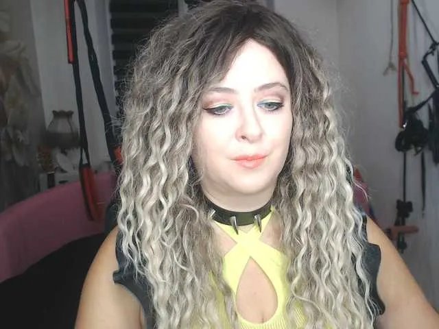 Offline missGODDESS on BongaCams