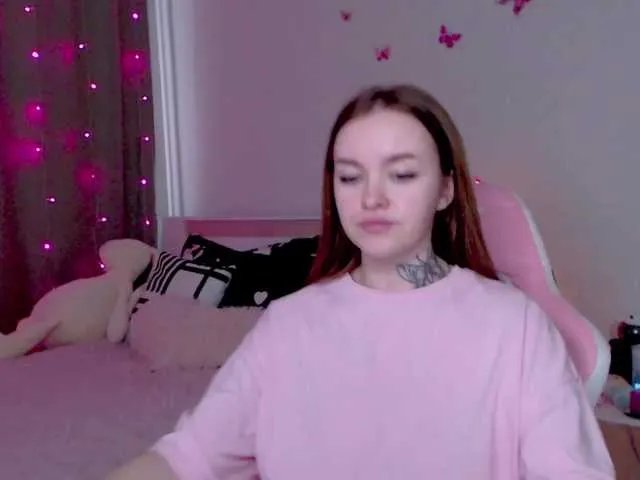 Offline NaughtyMable on BongaCams