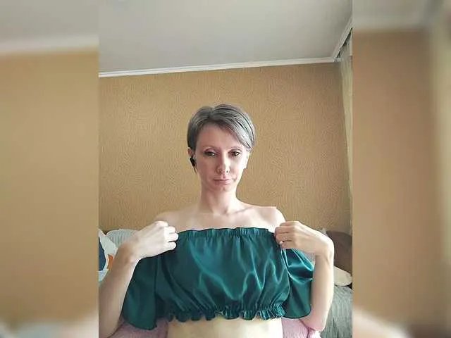 Offline prettyKris on BongaCams