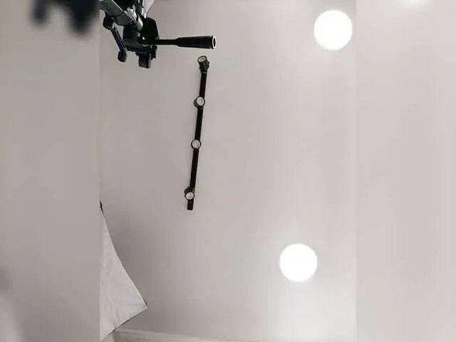 Offline RachelCooper on BongaCams