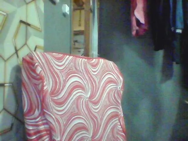 Offline Rarra on BongaCams