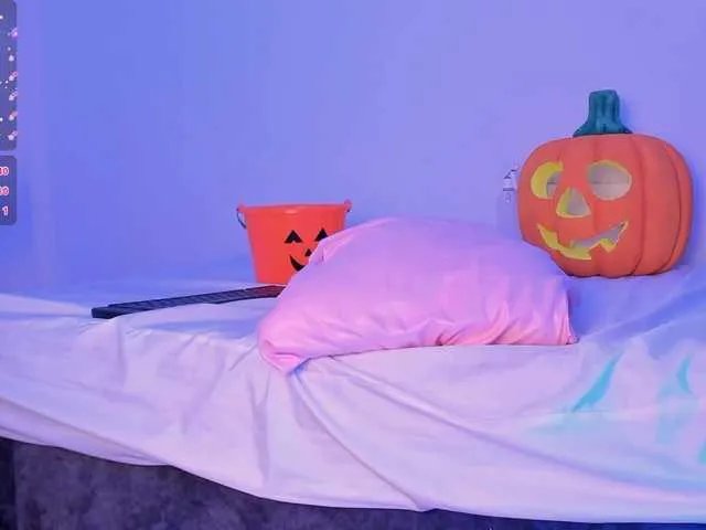 Offline RedHeadSusy on BongaCams