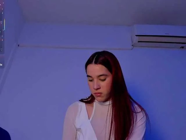 Offline RedHeadSusy on BongaCams