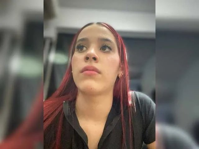 Offline RedHeadSusy on BongaCams