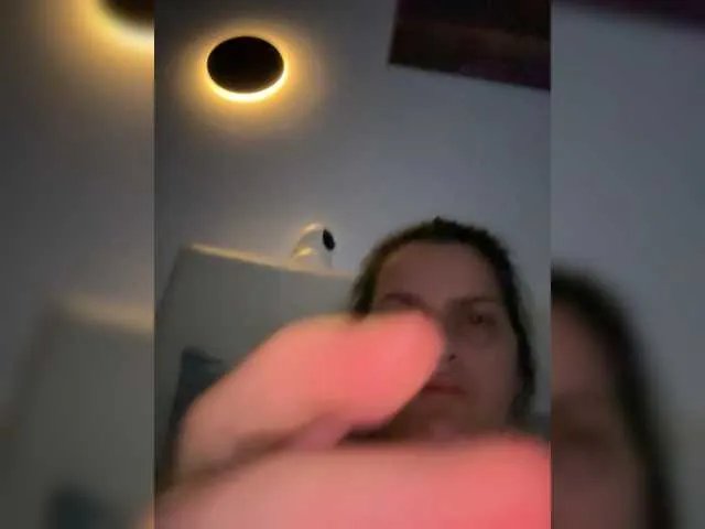 Offline ReveMignoneX on BongaCams