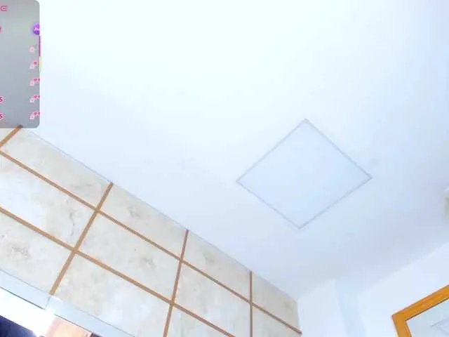 Offline RoxyLior on BongaCams