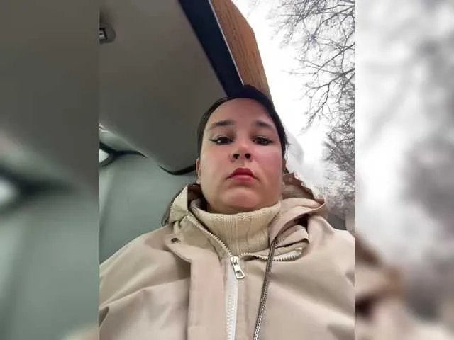 Offline SaliiOnli on BongaCams