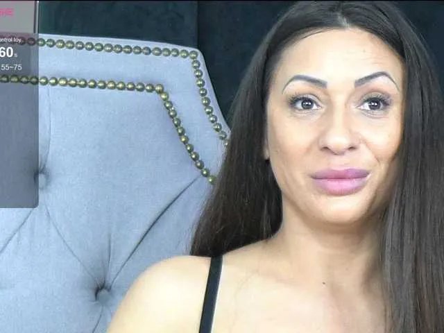 Offline SarahMystique on BongaCams