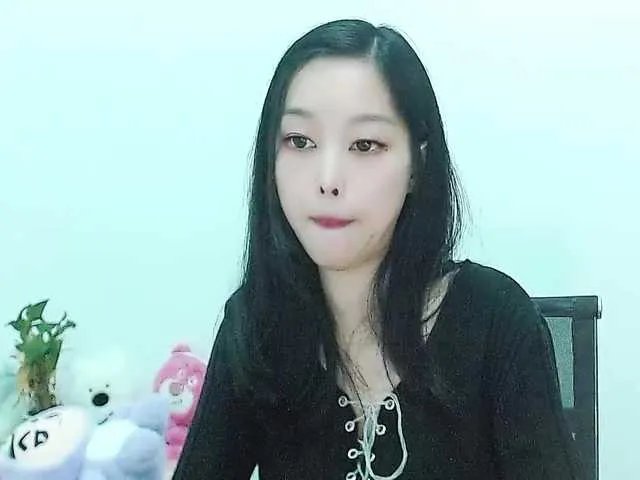 Freechat Selinababy99 on BongaCams