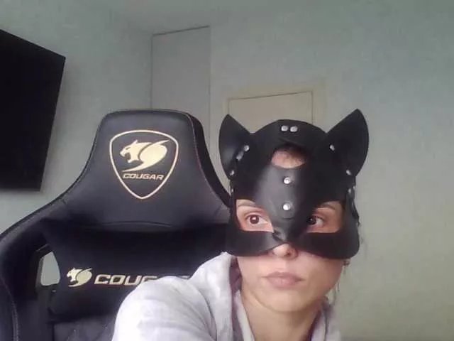 Offline SexyMilf23 on BongaCams