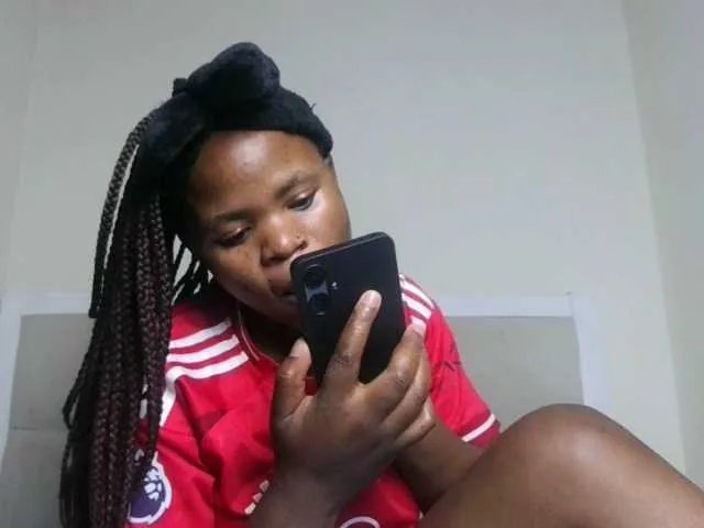 Offline Sexynina25 on BongaCams