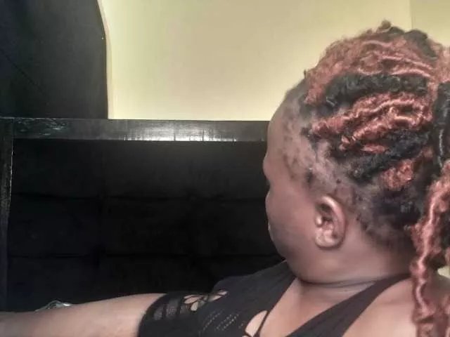 Offline Sexynina25 on BongaCams