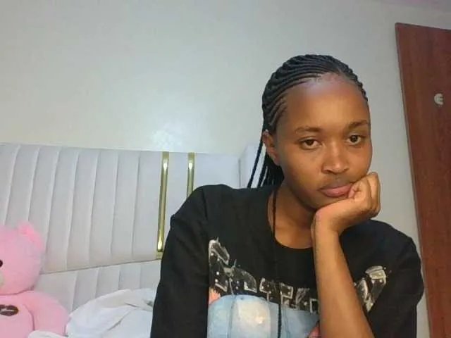 Offline shanizz001 on BongaCams