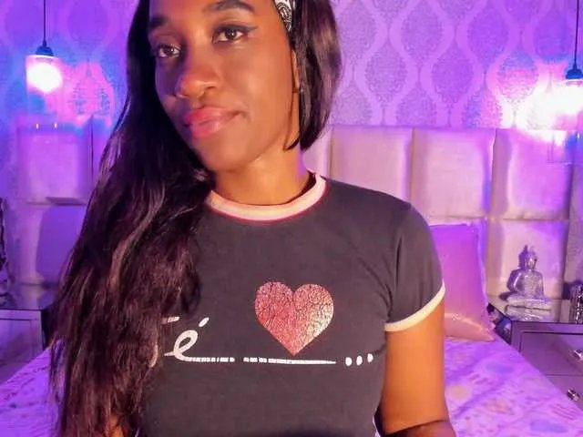 Freechat SharitHills on BongaCams