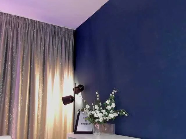 Freechat ShyCollegeBB on BongaCams