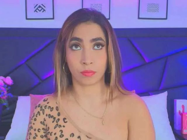 Offline SophieCarther on BongaCams