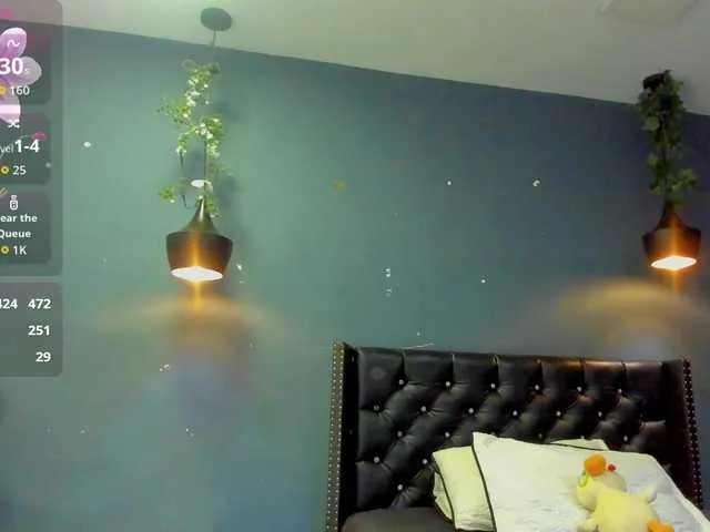 Freechat Sophiietaylor on BongaCams