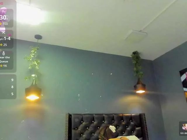 Freechat Sophiietaylor on BongaCams