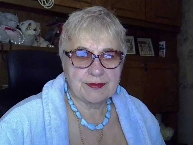 SweetCherry00 on BongaCams 