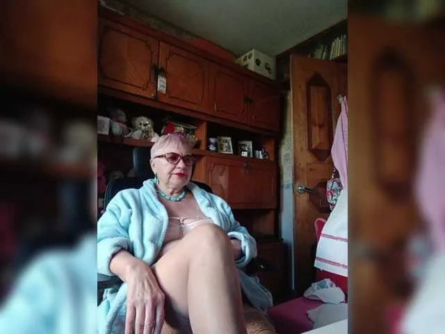 SweetCherry00 on BongaCams 
