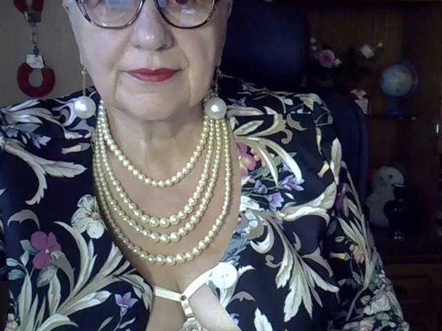 SweetCherry00 on BongaCams 