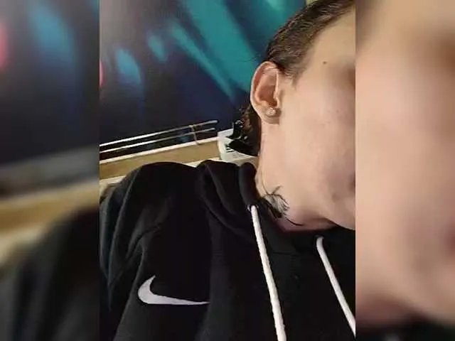 Freechat VallerieJones on BongaCams