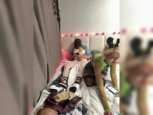 Offline VelvetPair on BongaCams