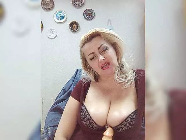 Offline vetaru on BongaCams