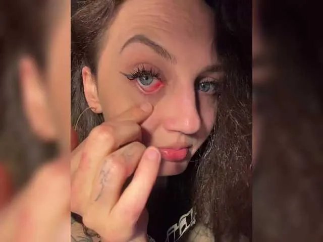 Wow-Eva on BongaCams 