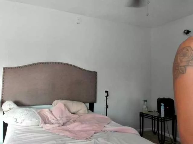 Freechat Yiauana on BongaCams