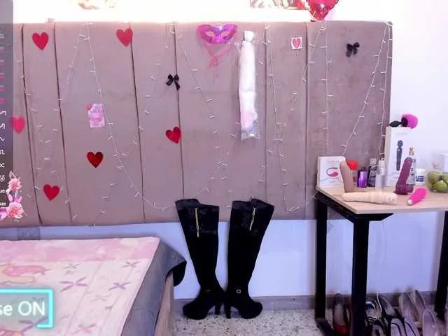 Offline Zalymature on BongaCams