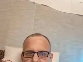 Offline 1maybeck on CamSoda