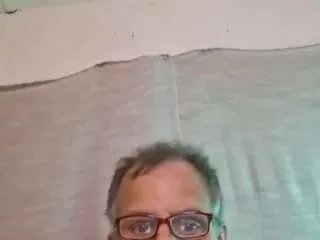 Offline 1maybeck on CamSoda