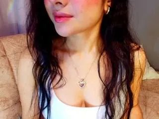 adaara-johnson on CamSoda 