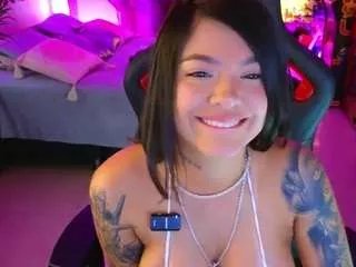 Offline ambarevans on CamSoda