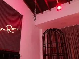 Offline arianna-smith on CamSoda