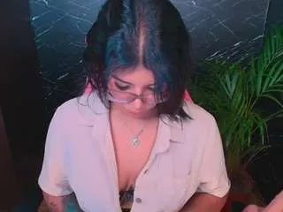 Offline ashleey18 on CamSoda