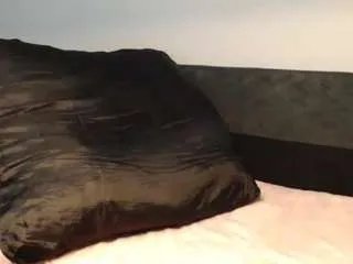 asianbaddie on CamSoda 