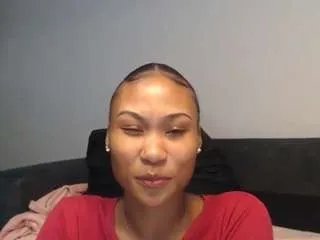 asianbaddie on CamSoda 