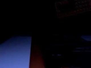 Freechat bellyrouse on CamSoda