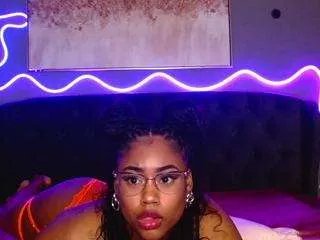 Freechat briannabrave on CamSoda