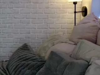 Private briehunter on CamSoda