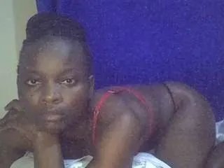 Offline busty-bee on CamSoda