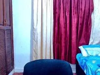 Offline camilabigcock69xxx on CamSoda