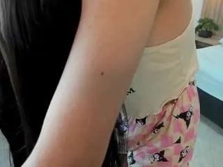 Offline carlina-15 on CamSoda