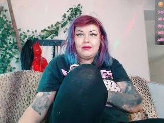 Freechat chubbypussycat on CamSoda